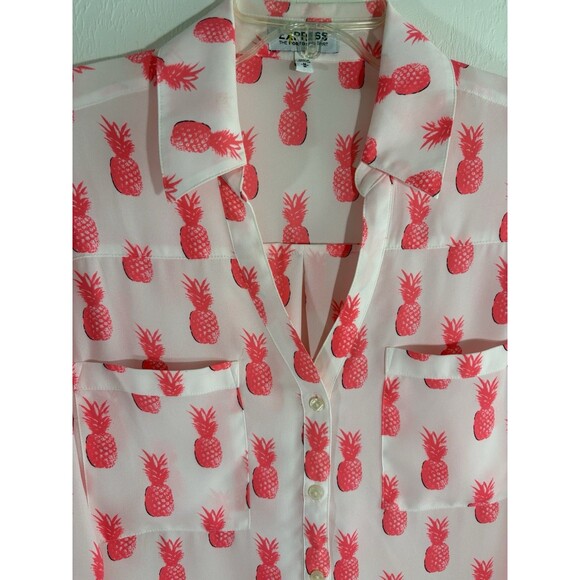 Express Women’s M  White w/ Hot  Pink Pineapples V Neck Roll Tab Button Up Shirt - Picture 7 of 8